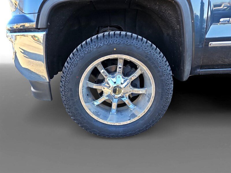 2017 GMC Sierra 1500 Crew Cab SLT - Photo 16 - Reno, NV 89502