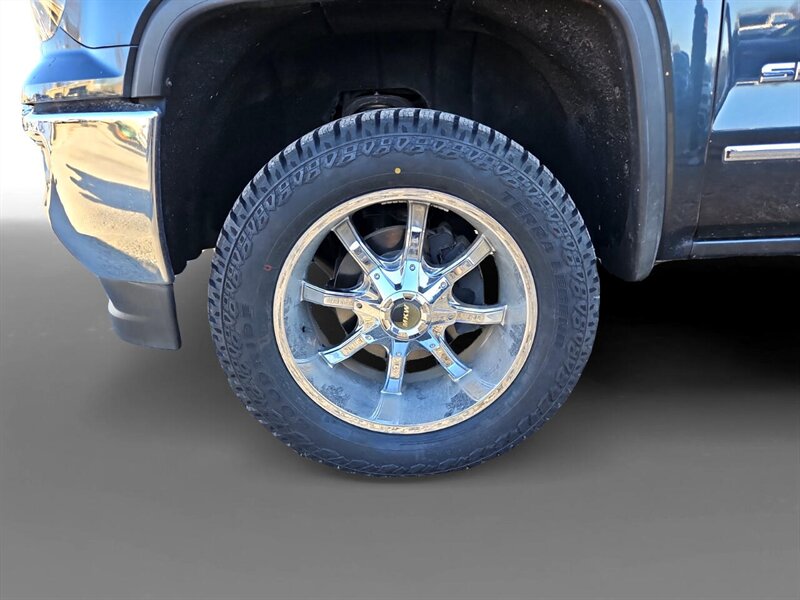 2017 GMC Sierra 1500 Crew Cab SLT - Photo 16 - Reno, NV 89502