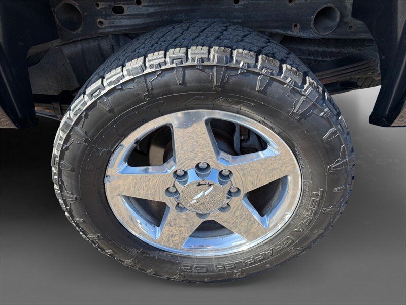 2011 Chevrolet Silverado 2500HD LTZ - Photo 14 - Reno, NV 89502