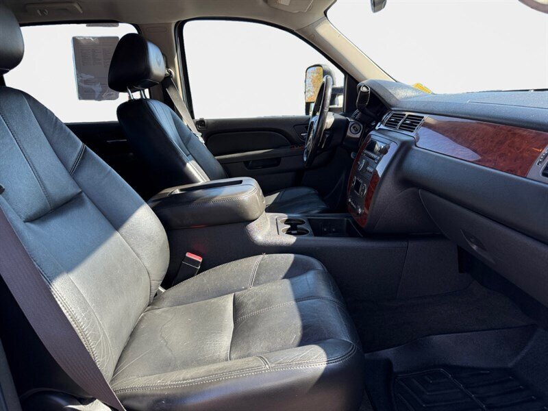 2011 Chevrolet Silverado 2500HD LTZ - Photo 15 - Reno, NV 89502
