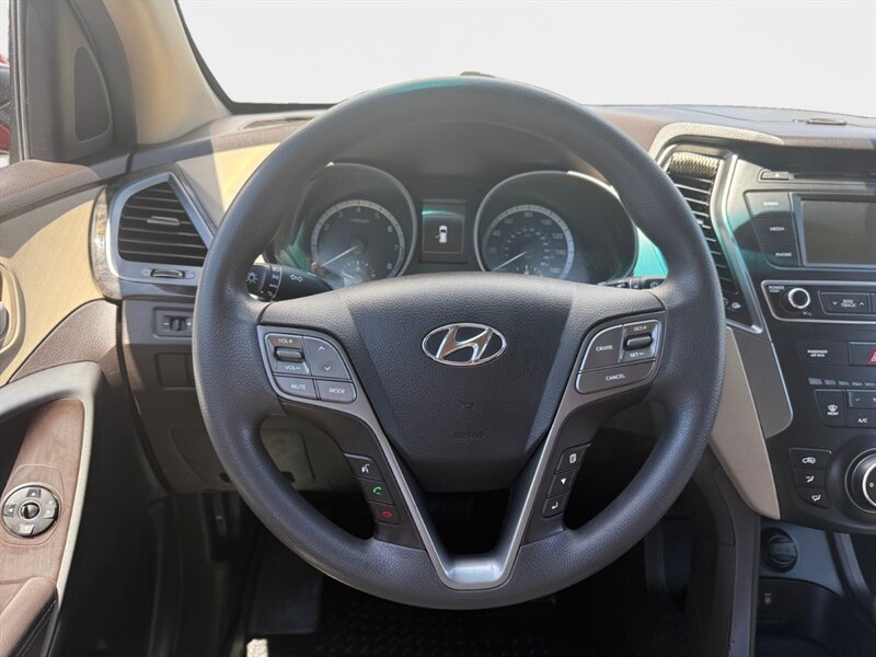2017 Hyundai SANTA FE Sport 2.4L - Photo 12 - Reno, NV 89502