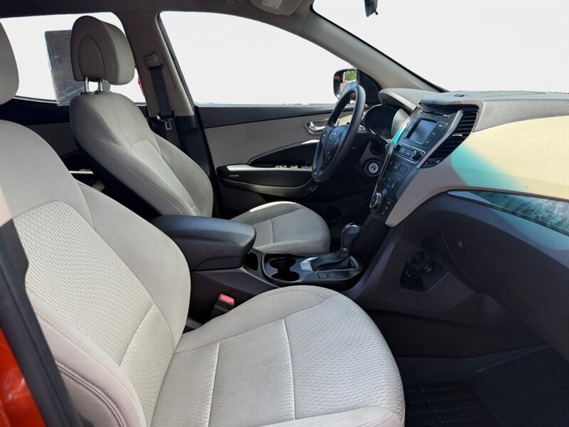 2017 Hyundai SANTA FE Sport 2.4L - Photo 15 - Reno, NV 89502
