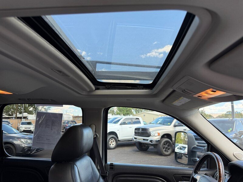 2012 GMC Sierra 3500HD Denali - Photo 16 - Reno, NV 89502