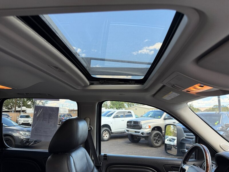 2012 GMC Sierra 3500HD Denali - Photo 16 - Reno, NV 89502