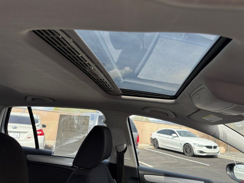 2012 Volkswagen Golf TDI - Photo 16 - Reno, NV 89502