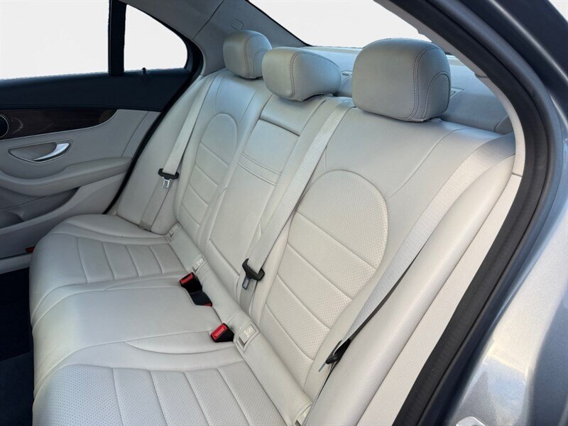 2017 Mercedes-Benz C 300 4MATIC - Photo 13 - Reno, NV 89502