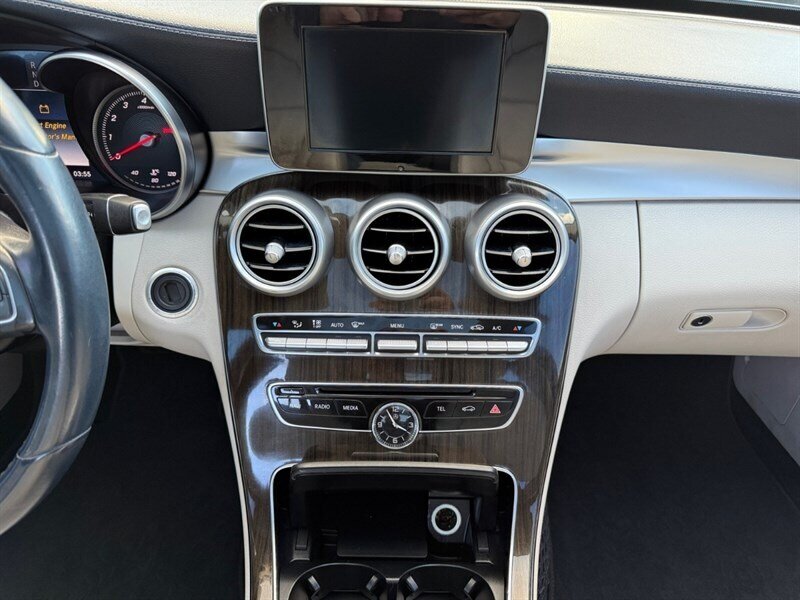 2017 Mercedes-Benz C 300 4MATIC - Photo 11 - Reno, NV 89502