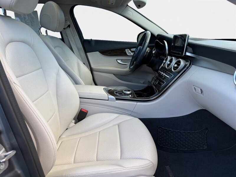 2017 Mercedes-Benz C 300 4MATIC - Photo 15 - Reno, NV 89502