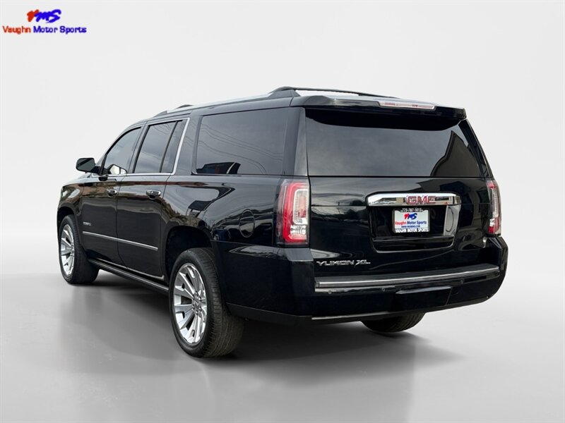 2018 GMC Yukon XL Denali - Photo 3 - Reno, NV 89502
