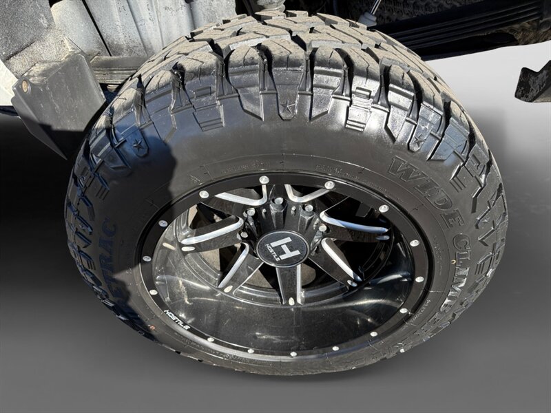 2015 Chevrolet Silverado 2500 LT - Photo 14 - Reno, NV 89502