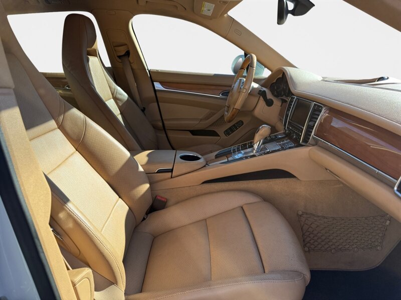 2013 Porsche Panamera 4 - Photo 15 - Reno, NV 89502