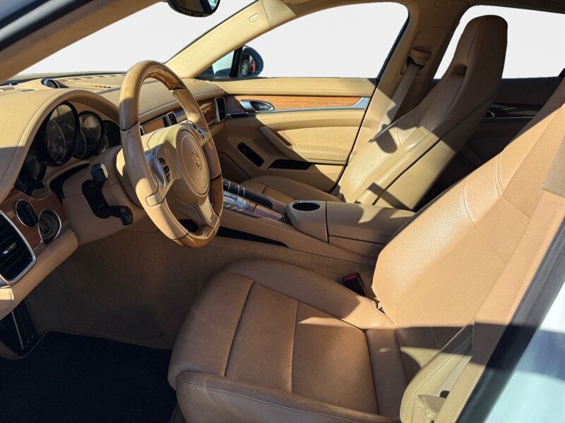 2013 Porsche Panamera 4 - Photo 9 - Reno, NV 89502