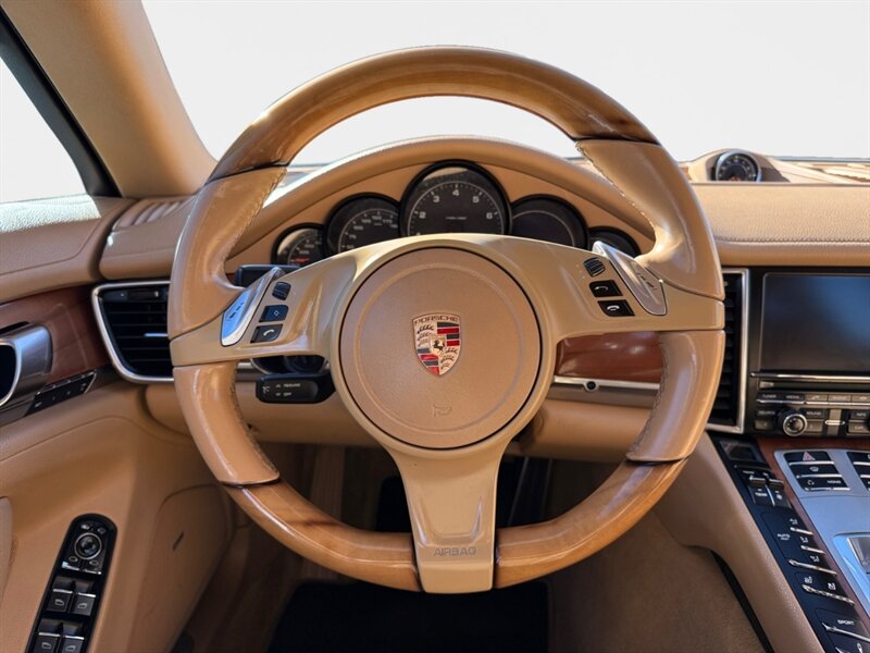 2013 Porsche Panamera 4 - Photo 12 - Reno, NV 89502