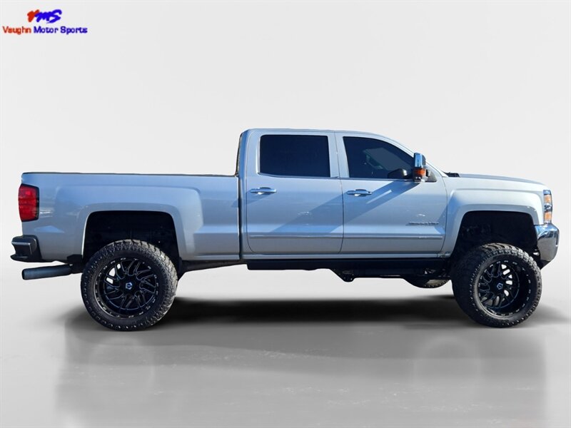 2015 Chevrolet Silverado 2500HD LTZ - Photo 6 - Reno, NV 89502