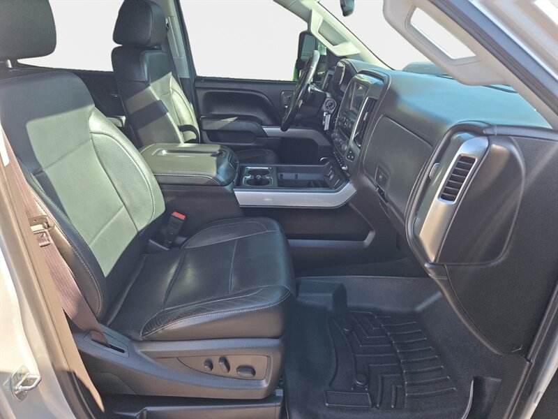 2015 Chevrolet Silverado 2500HD LTZ - Photo 15 - Reno, NV 89502