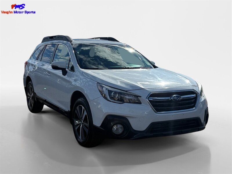 2018 Subaru Outback 3.6R Limited - Photo 7 - Reno, NV 89502