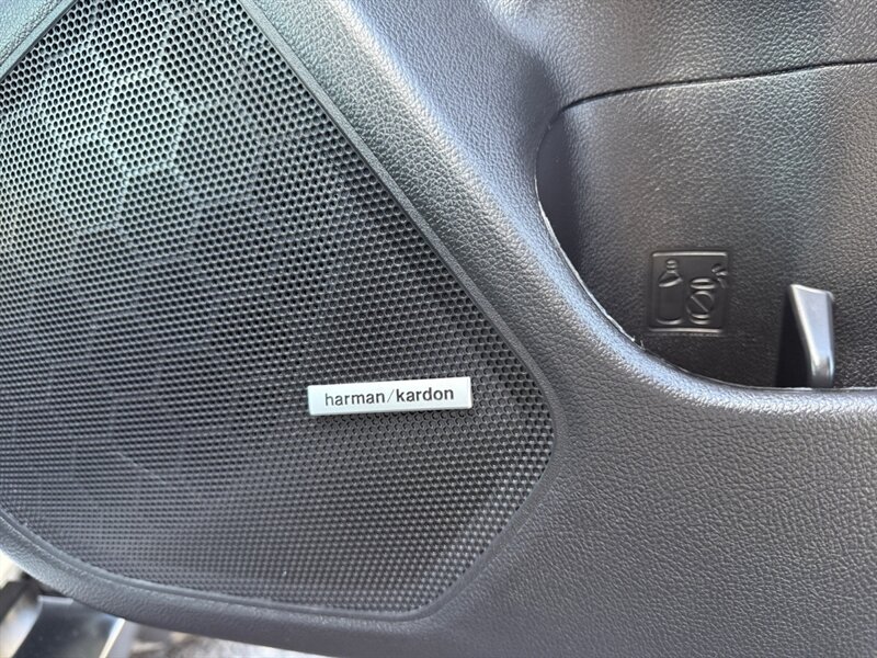 2018 Subaru Outback 3.6R Limited - Photo 16 - Reno, NV 89502