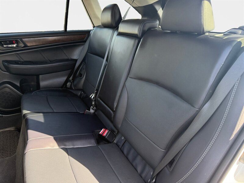 2018 Subaru Outback 3.6R Limited - Photo 13 - Reno, NV 89502