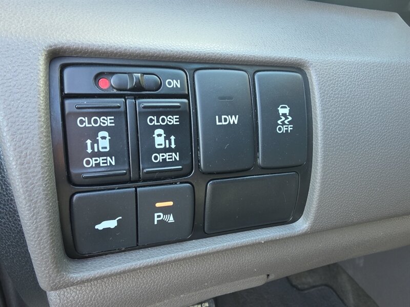 2016 Honda Odyssey Touring Elite - Photo 23 - Reno, NV 89502