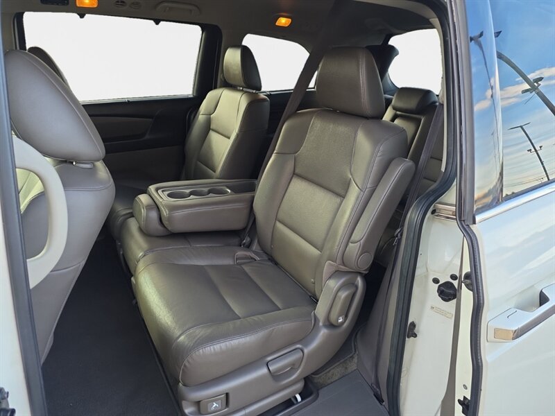 2016 Honda Odyssey Touring Elite - Photo 13 - Reno, NV 89502