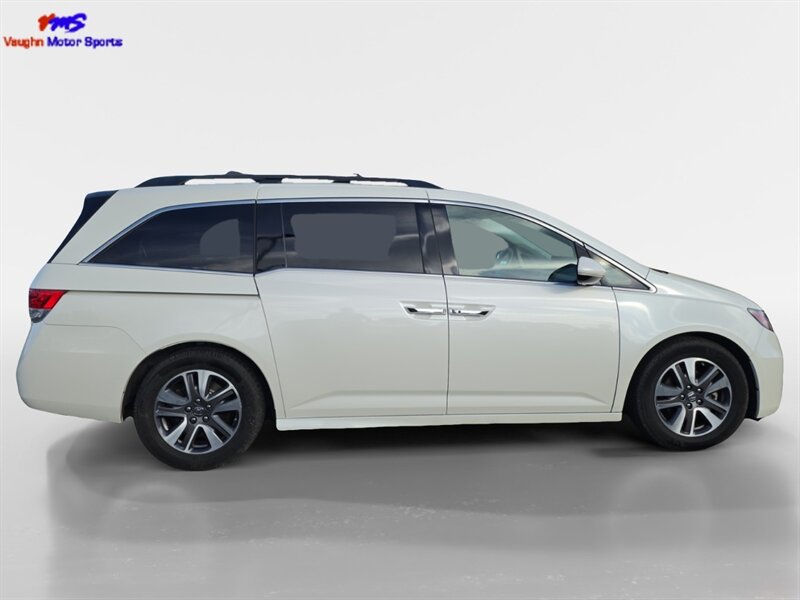 2016 Honda Odyssey Touring Elite - Photo 5 - Reno, NV 89502