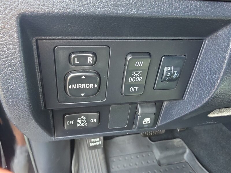 2016 Toyota Tundra SR5 - Photo 19 - Reno, NV 89502