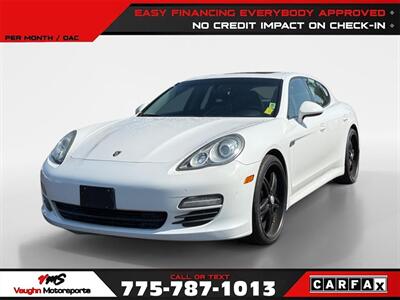 2011 Porsche Panamera 4 Sedan