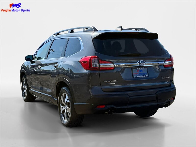 2020 Subaru Ascent Touring photo 2