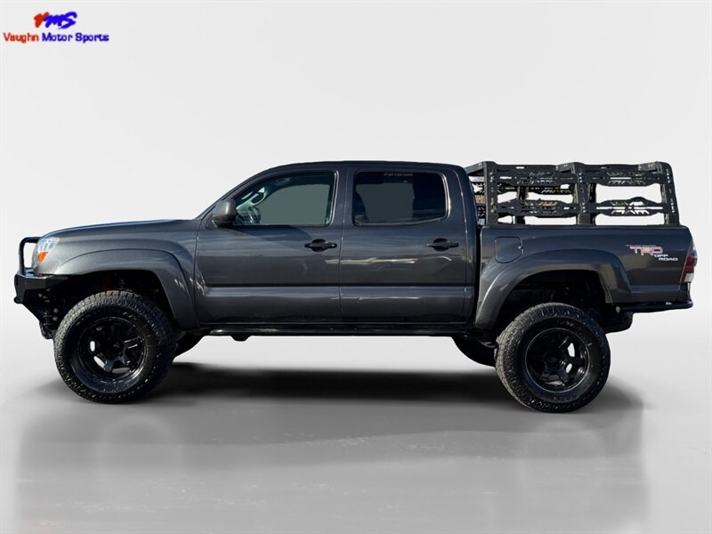 2011 Toyota Tacoma V6 - Photo 2 - Reno, NV 89502