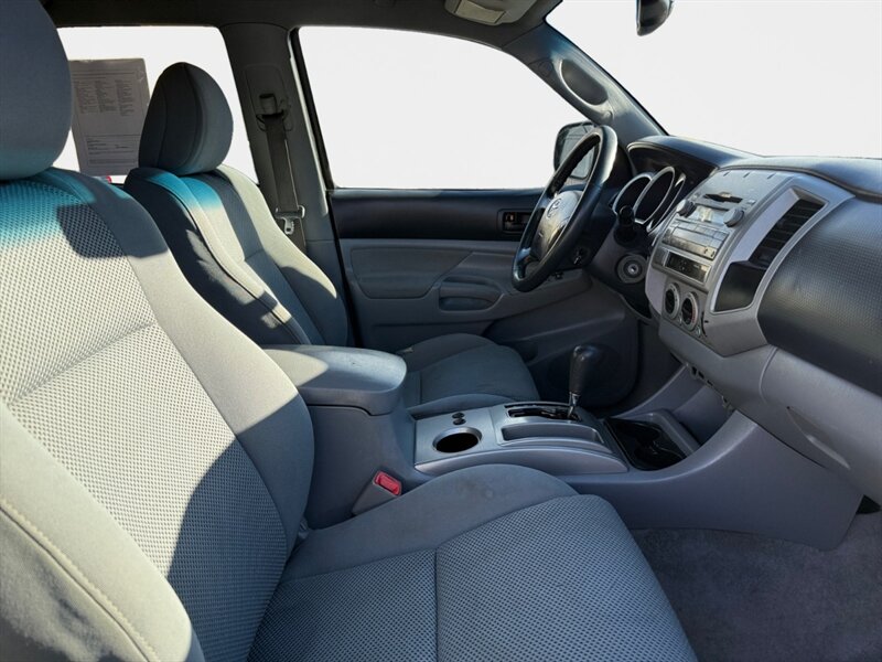 2011 Toyota Tacoma V6 - Photo 15 - Reno, NV 89502