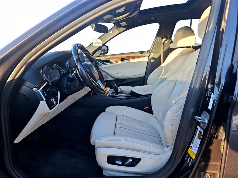 2019 BMW 5 Series 530i xDrive - Photo 8 - Reno, NV 89502