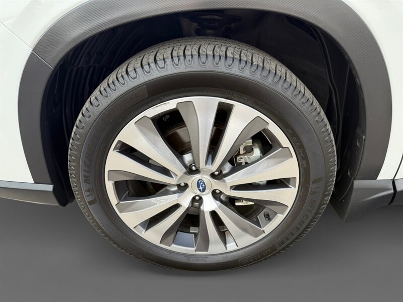 2021 Subaru Ascent Limited 7-Passenger - Photo 14 - Reno, NV 89502