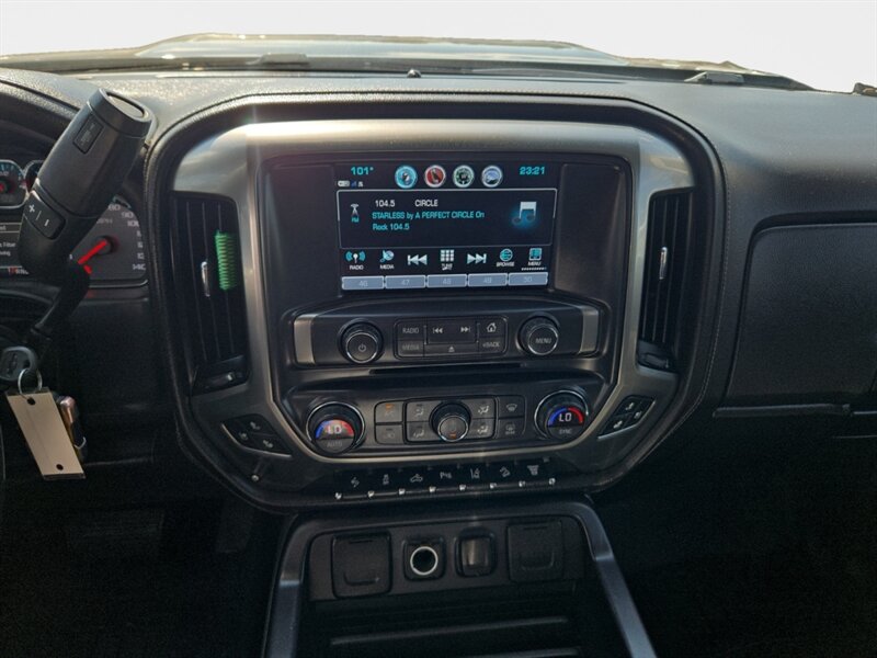 2019 Chevrolet Silverado 2500HD LTZ - Photo 11 - Reno, NV 89502