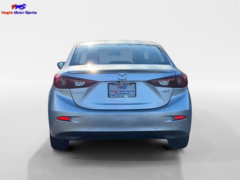 2018 Mazda MAZDA3 Touring - Photo 4 - Reno, NV 89502