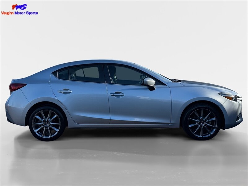 2018 Mazda MAZDA3 Touring - Photo 6 - Reno, NV 89502