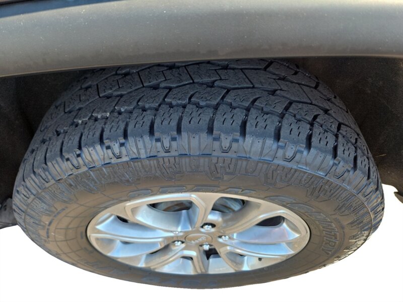2015 Jeep Grand Cherokee Limited - Photo 14 - Reno, NV 89502