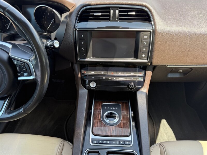 2018 Jaguar F-PACE 35t Prestige - Photo 11 - Reno, NV 89502