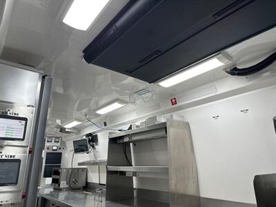 2022 Mercedes-Benz Sprinter 4500  CUSTOM KITCHEN,8 FRIDGES,SPECIAL BUILT! - Photo 30 - Houston, TX 77057