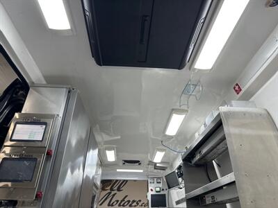 2022 Mercedes-Benz Sprinter 4500  CUSTOM KITCHEN,8 FRIDGES,SPECIAL BUILT! - Photo 29 - Houston, TX 77057