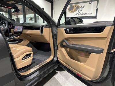 2019 Porsche Cayenne CAYENNE  1 OWNER,24 SERVICE RECORDS,$85,000 STICKER! - Photo 32 - Houston, TX 77057