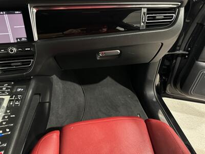 2021 Porsche Macan S  RED INTERIOR,1 OWNER,$76,000 NEW! - Photo 30 - Houston, TX 77057