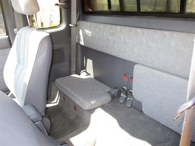 2000 Toyota Tacoma SR5 V6   - Photo 32 - Seattle, WA 98103