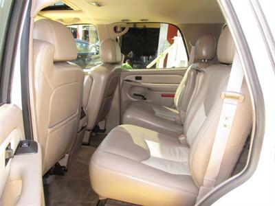 2005 GMC Yukon Denali   - Photo 13 - Seattle, WA 98103