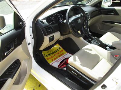 2014 Honda Accord EX-L   - Photo 11 - Seattle, WA 98103