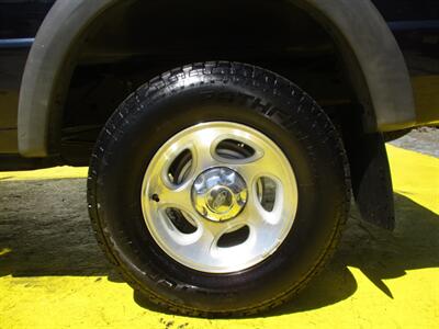 2003 Ford Ranger XLT - Photo 25 - Seattle, WA 98103