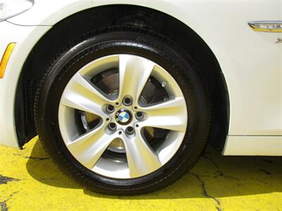 2012 BMW 528i xDrive   - Photo 20 - Seattle, WA 98103