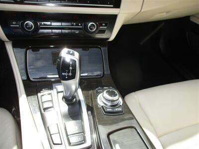 2012 BMW 528i xDrive   - Photo 17 - Seattle, WA 98103