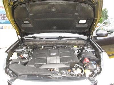 2010 Subaru Outback 3.6R Limited   - Photo 18 - Seattle, WA 98103