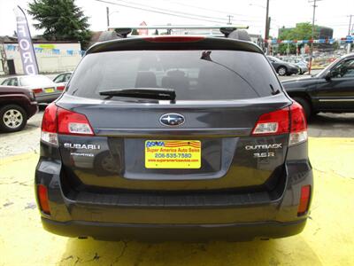 2010 Subaru Outback 3.6R Limited   - Photo 7 - Seattle, WA 98103