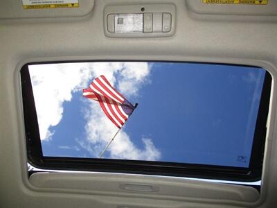 2005 Toyota Matrix   - Photo 17 - Seattle, WA 98103